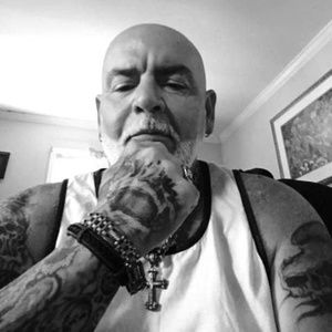 Meet your Posher, Steve